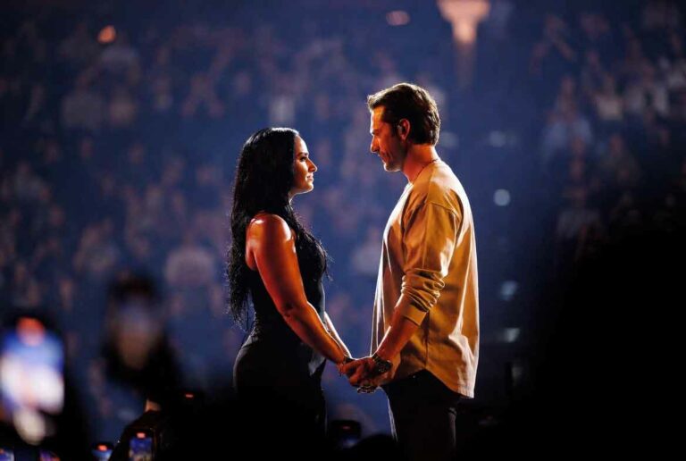 Demi Lovato Surprises Everyone Singing With Her Husband
