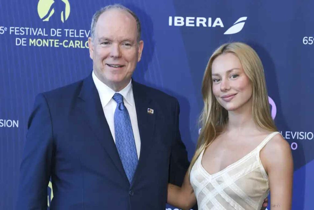 Ester Exposito And Prince Albert Of Monaco